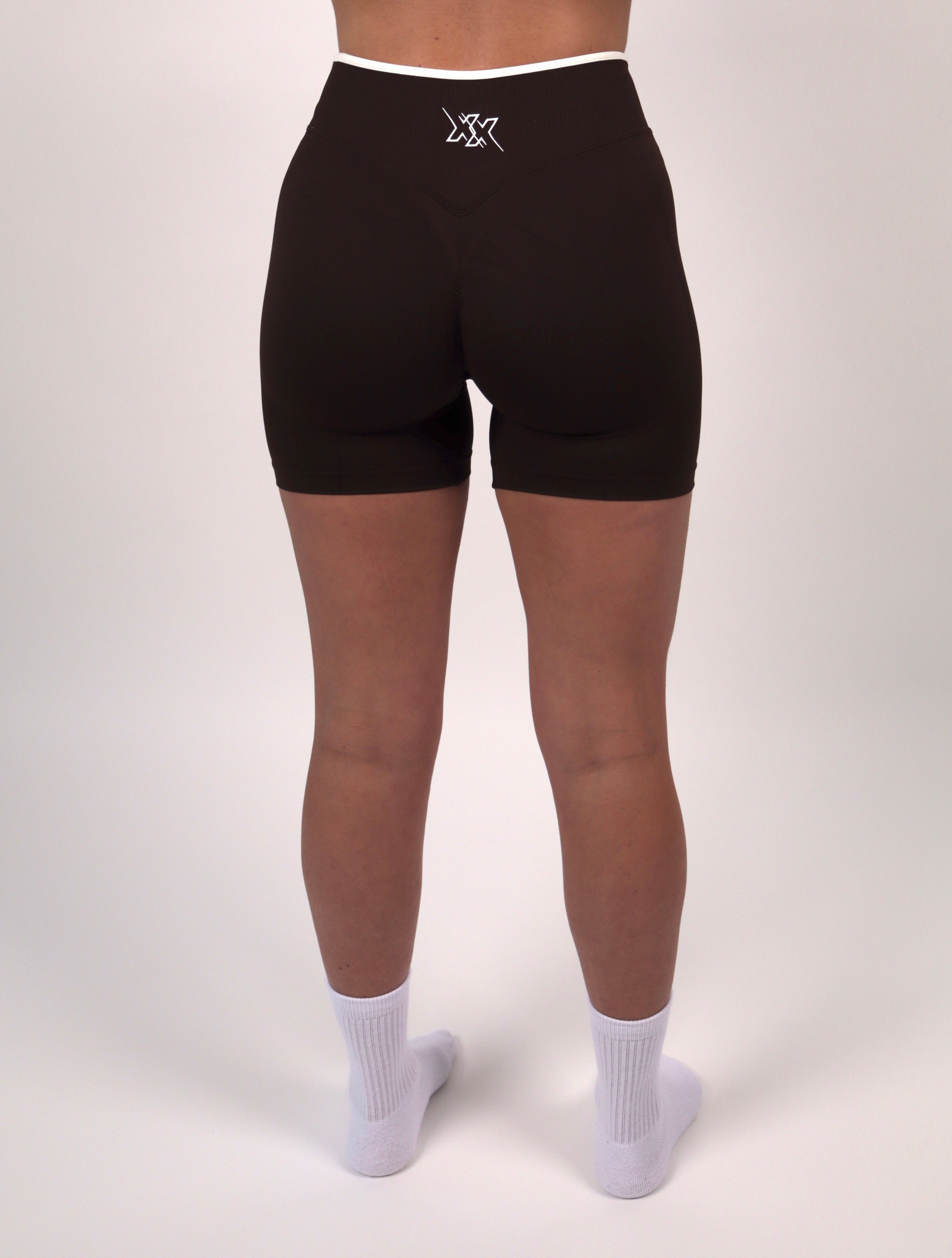 Contourline Scrunch Shorts – Mocha Brown