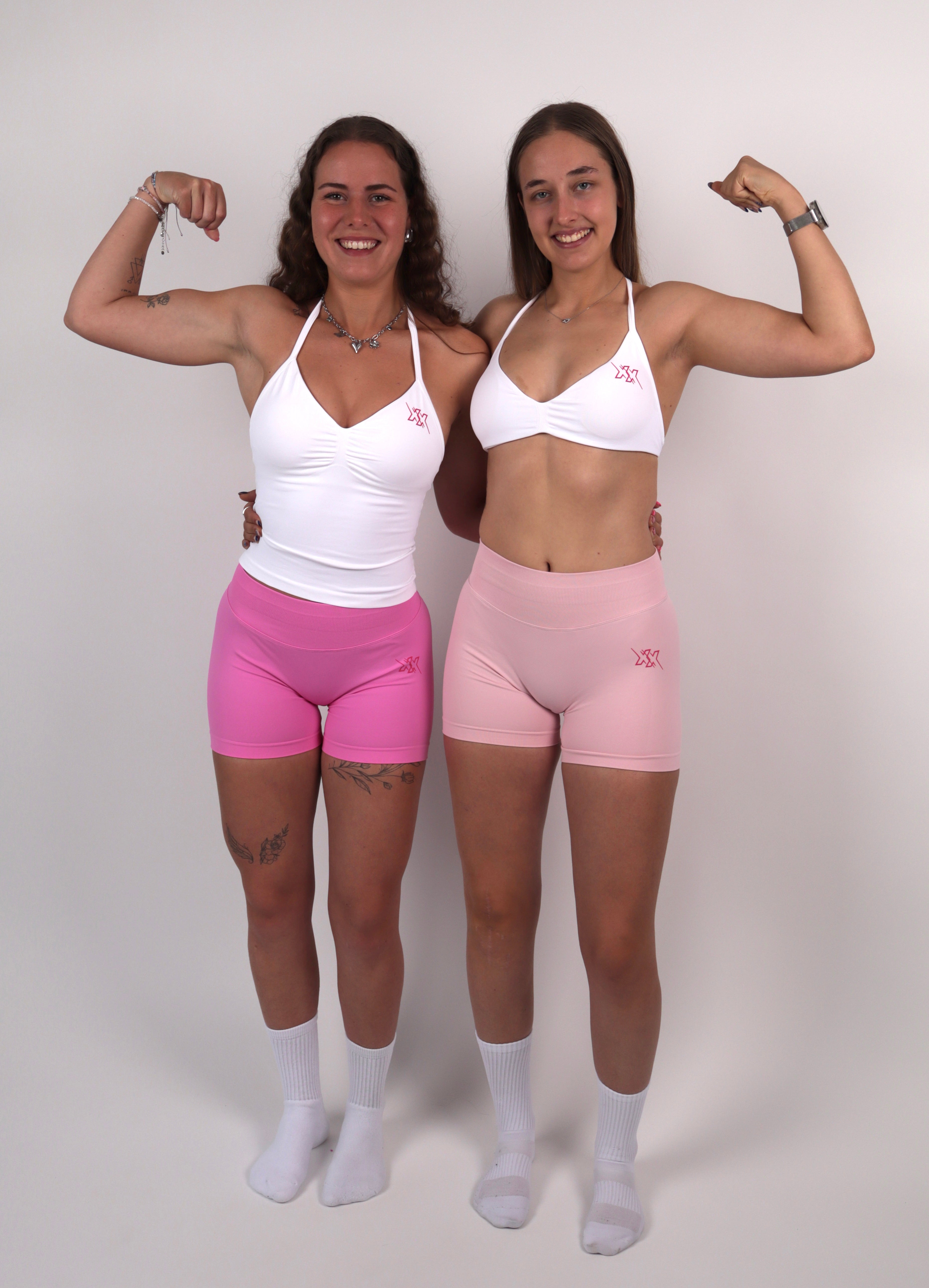 Extreme Scrunch Shorts StrongHer Edition™ – Blush Pink - Next Extreme Performance